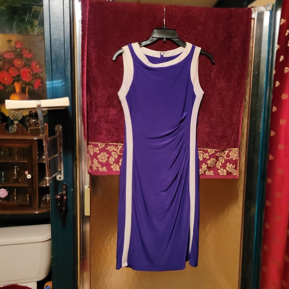 Dress - Picture 1 of 1